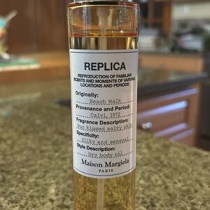 Maison Margiela Beach Walk Dry Body Oil
